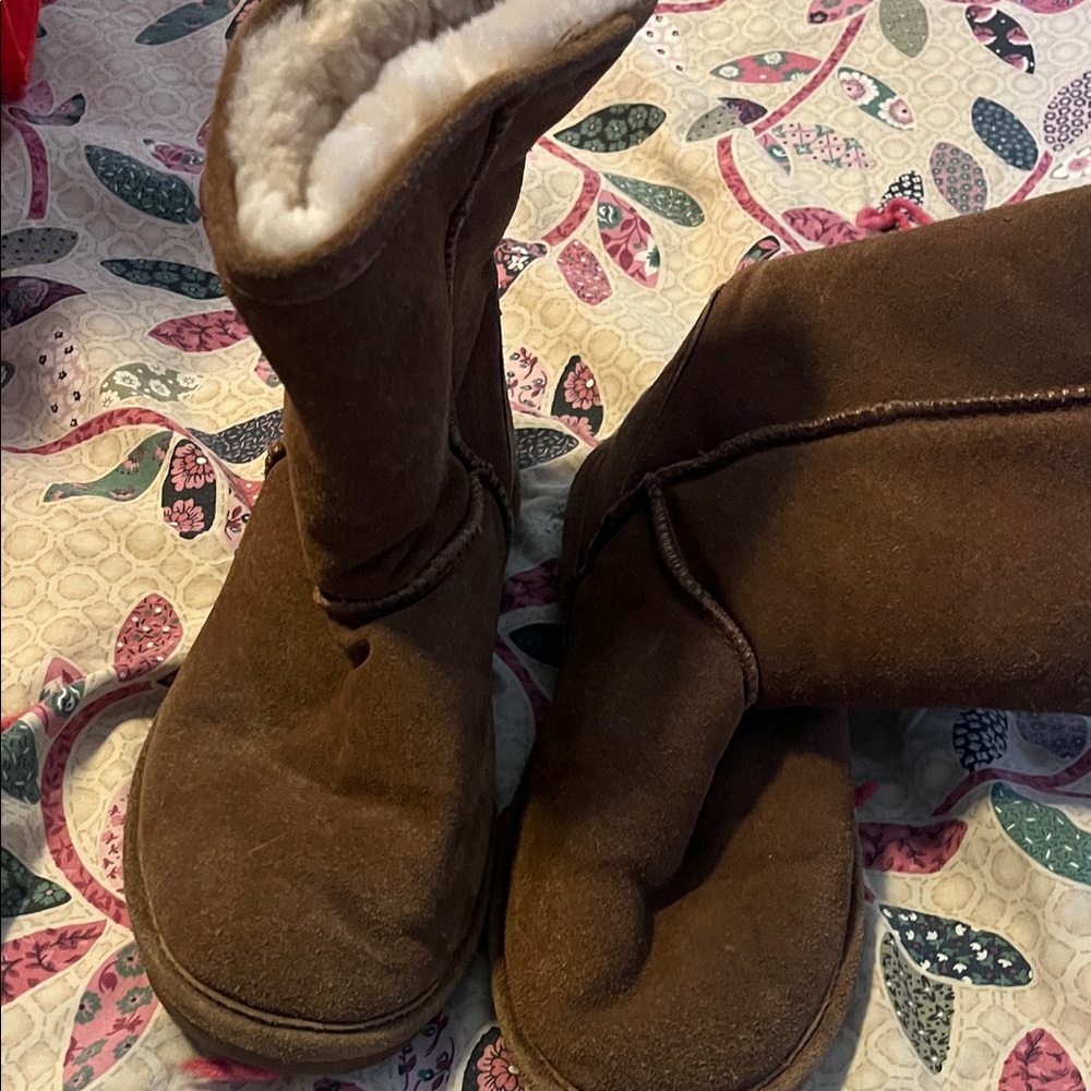 BearPaw Tan Suede Boots